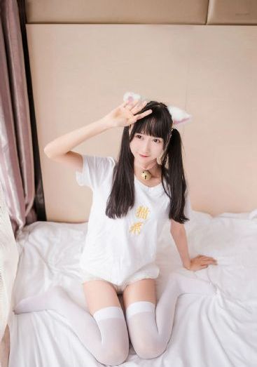 女性人体扒开下瓣_无删减在线播放