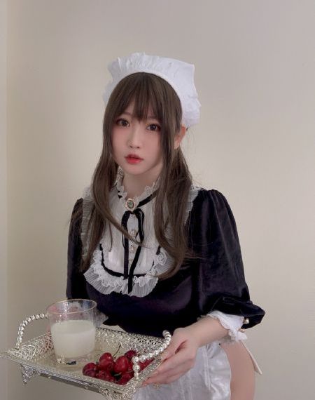 黄蓉撅起丰满的大屁股_4K影视在线观看
