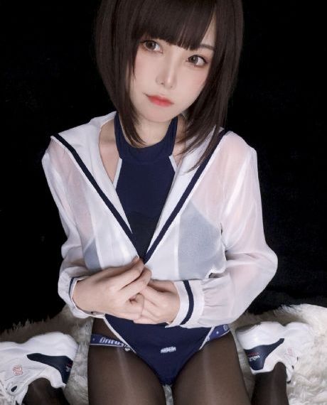人人人摸人人干人人操_蓝光HD在线观看
