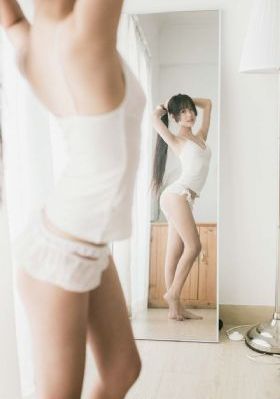 97自拍碰碰碰视频_高清免费播放
