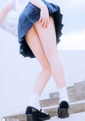 公交车上的岳挤进双腿视频_720电影完整版