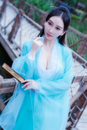 国产无人区卡一卡二扰乱码_大片在线观看